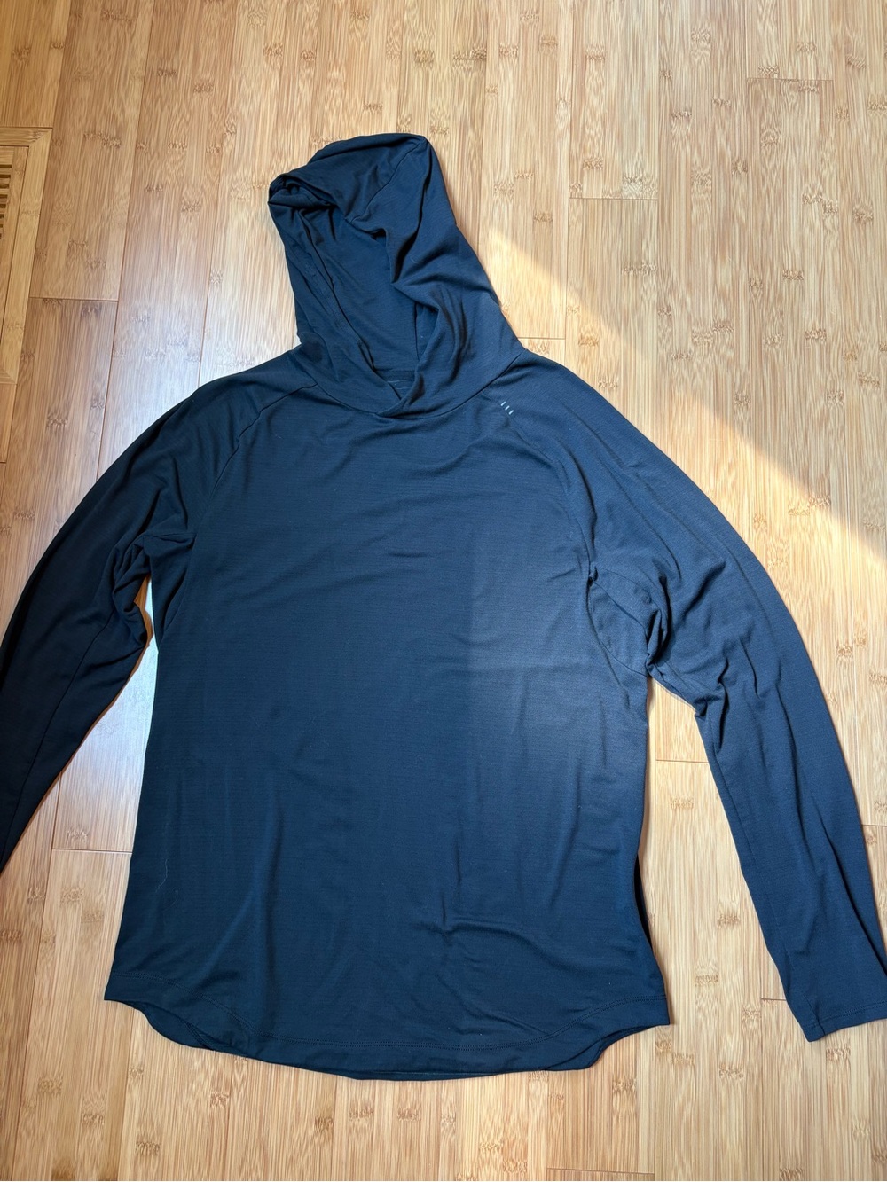 Lululemon Men's Hooded Long-Sleeve Performance Shirt